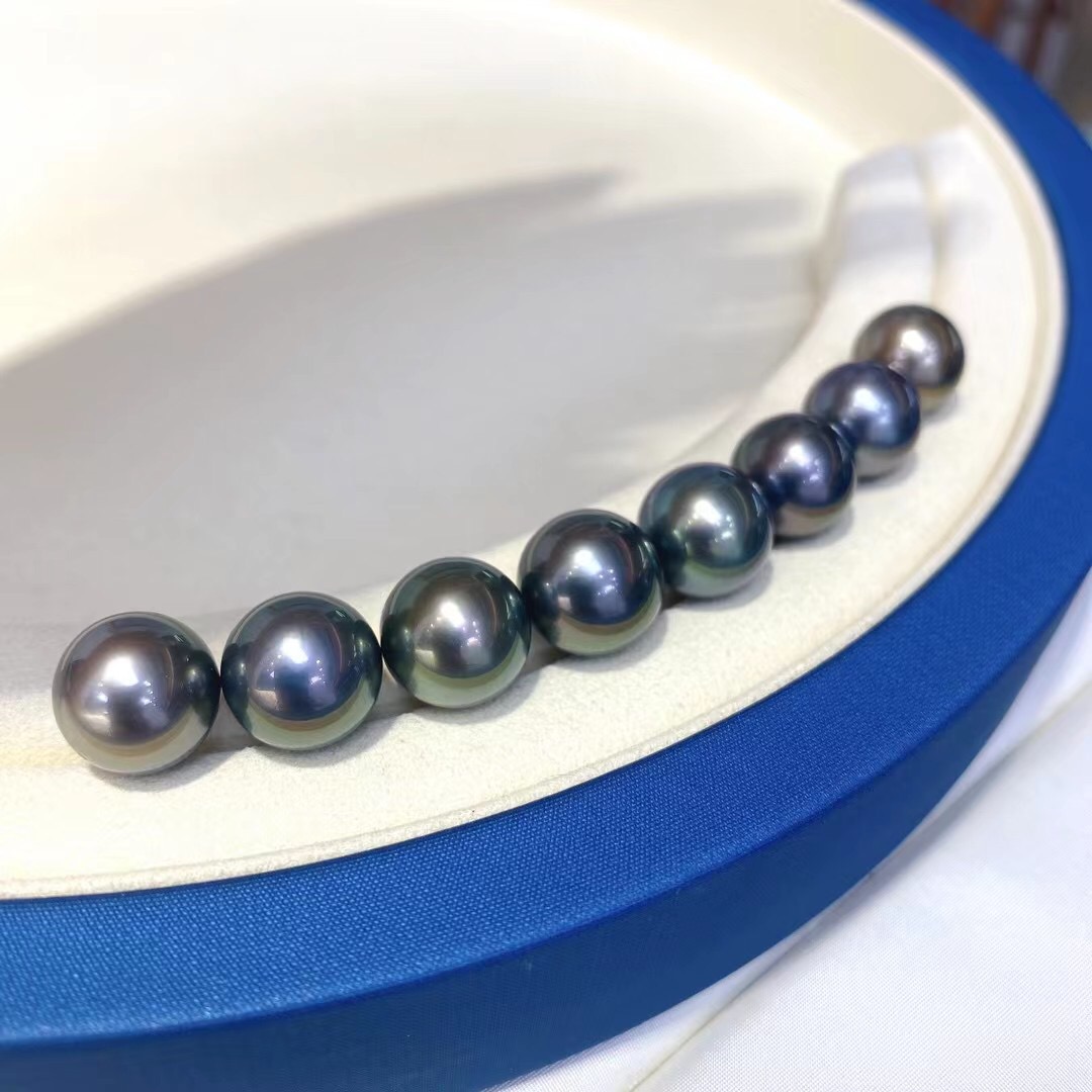 Tahitian black loose pearl